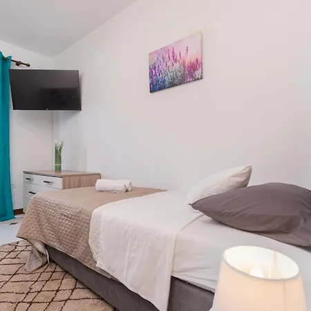 Apartment Cukerina With Whirpool & Sauna *